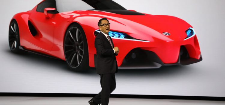 Toyota: Ricarica in 10 minuti con la batteria allo stato solido